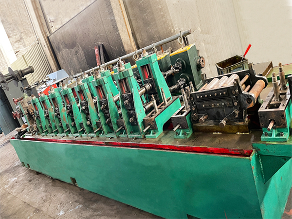 Used roll forming machine